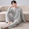 Pijama de algodón puro para hombre, nueva colección primavera/otoño 2026, ligero, manga larga, diseño simple, talla grande, adecuado para usar en casa o como ropa de exterior