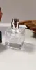 Botella de Perfume Invertida de Venta Caliente Transfronteriza 30ml 50ml Botella con Atomizador a Presión a Prueba de Fugas Botella Recargable Botella de Perfume de Vidrio Espeso