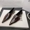Zapatos Bajos de Punta para Mujer Estilo Europeo y Americano Otoño 2025 con Diseño Único y Velcro para el Trabajo y Uso Profesional
