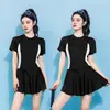 Moda Praia Feminina Yipin Shuo Tamanho Plus Peça Duas Peças Conservador Emagrecedor Sexy Valoriza a Silhueta Romântico Roupa de Banho para Resort de Águas Termais Atacado