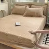Sábana Bajera Ajustada de Algodón Cepillado Engrosado, Universal para Todas las Estaciones, Estampada, Completamente Cerrada, Resistente a la Suciedad, Cubre Cama Antideslizante de Algodón, Funda Protectora, Juego de Tres Piezas