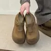 Zapatos Mary Jane de Suela Gruesa para Mujer, Mocasines Pequeños con Correas de Velcro, Zapatos Pequeños de Piel, Nuevo Modelo Primavera 2026 con Hebilla Metálica