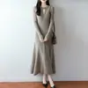 Nuevo Vestido de Punto de Lana Pura con Cuello Redondo, Manga Larga, Botones, Ajuste Delgado, Color Sólido, Canalé, Largo, para Mujer, Otoño/Invierno 2026