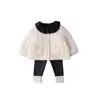 Conjunto acolchado para niñas, engrosado para otoño e invierno, estilo nuevo, adecuado para bebés y niños pequeños, moderno conjunto de tres piezas para finales de otoño e invierno