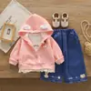 Conjunto de Otoño para Niñas de 1-2-3 Años, Abrigo de Conejo con Adorno de Encaje Conjunto de Tres Piezas, Lindo Conjunto de Ropa Exterior para Bebé, Moderno