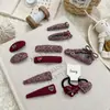 Nuevo Pasador Geométrico Rojo Estilo Tweed, Pasador Versátil para Niña, Accesorios para el Cabello en la Parte Trasera de la Cabeza, Pinza Lateral para el Flequillo