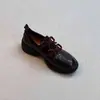 Sapatos Mary Jane estilo retrô, com sola grossa e bico redondo para mulheres, nova coleção de outono 2026, com design de laço, casuais e versáteis, adequados para uso diário e para ir ao trabalho.
