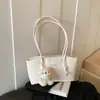Bolso de Mano Degradado Estilo Niche para Mujer Personalidad Cuero Brillante Bolso de Hombro Único Estudiante Clase Gran Capacidad Bolso para Viajes Diarios