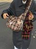 Bolsa Transversal Xadrez para Mulheres 2025 Nova Bolsa de Ombro de Grande Capacidade Bolsa Tote para Estudantes e Deslocamento Bolsa de Mão