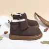 Botas de Nieve para Niños Niñas 2025 Invierno Nuevos Zapatos de Algodón Forrados de Felpa Suela Gruesa Zapatos Pan Calientes Niños Capibara