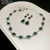 Conjunto de Brincos Quadrados Cravejados de Diamante e Colar de Duas Peças, Fashion, Leve, Colar Luxuoso e de Alta Qualidade, Conjunto de Joias Elegante e Versátil