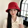 Novo Chapéu de Feltro de Lã da Moda para Mulheres, Chapéu Bucket de Topo Arredondado Estilo Coreano para Primavera e Outono, Chapéu Cloche Britânico Versátil Retrô de Celebridade da Internet