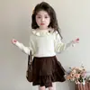 Suéter Infantil com Decote Floral, Novo Estilo Outono e Inverno 2026, Tricô Pulôver Moda Coreana para Meninas