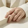 Anillo de Zirconia Gota de Agua Oro de 18 Quilates Ola Grande Joyería de Lujo Ligero Anillo con Incrustaciones de Piedra que No se Desvanece Anillo de Acero de Titanio