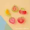 Adornos de resina transparentes y tridimensionales de cereza y fresa, pequeños accesorios para manualidades DIY, dijes creativos para zapatos, imanes para refrigerador, artículos de comida en miniatura