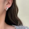 Aretes Irregulares Torcidos Diseño Nicho Femenino Estilo Frío de Alta Gama Europeos y Americanos Cortos Distintivos Aretes de Moda para Novias