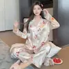 Pijama Fresco Preto Estilo Coreano para Mulheres, Design de Gato Cartoon de Outono, Conjunto de Loungewear de Seda Gelada Cetim Manga Longa Calça Longa Atacado