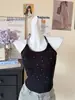 Camisola sin espalda con corte cruzado y pedrería para mujer, con copas fijas incorporadas, se puede usar como capa interior o como un top exterior sexy