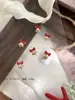 Joyería para Uñas de Campana de Navidad Exquisita Luz de Lujo Mariposa Combinada con Diamantes Dorados para Uñas Decoraciones Populares de Navidad Venta al por Mayor