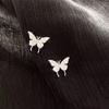 8667 Aretes Coreanos Pequeños Mini Diamante Mariposa para Niñas, Super Hada Elegantes, Simples y Versátiles Aretes Clip para Hueso de la Oreja