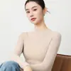 Lã fiada finamente, prêt-à-porter de primeira linha, blusa de malha com gola semi-alta, suéter feminino de corte justo, camada interna fina de outono de corte justo