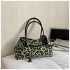 Bolso Tote de Aspecto Elevado de Nicho con Estampado de Leopardo para Mujer, Nuevo Estilo Primavera 2026, Bolso de Hombro o Axila Casual con Estilo