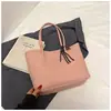 Bolso Retro de Gran Capacidad para Mujer 2025 Nuevo Estilo Simple Moda Versátil Bolso de Hombro de Compras Bolso Tote para el Trabajo y el Viaje