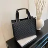Bolsa de Ombro Grande Capacidade Personalidade Moda Tendência Bolsa Tote Simples Xadrez Nova Bolsa de Mão para o Dia a Dia 2025 Bolsa de Pendurar