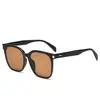 Gafas de Sol Gafas de Sol para Hombre Clásicas Negras Forma Súper Caja Holográfica Superficie Flotante Protección UV Gafas de Sol Sentido Avanzado