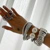 Joia Transfronteiriça Europeia e Americana Pulseira de Linha Metálica Enrolada Retro Pulseira de Pérola Plissada Irregular kit