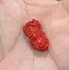 Fornecimento Direto da Fábrica de Acessórios para Pulseira Pixiu de Cinábrio, Pulseira com Pingente Pixiu de Areia Vermelha de Baixo Teor, Acessórios para Chaveiro Atacado
