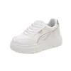 Zapatos casuales de suela gruesa para mujer GT9906, nueva colección de otoño 2026, suela suave, que aumenta la altura, zapatillas blancas, zapatillas deportivas de moda