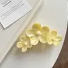 Nuevo y Versátil Pasador para el Cabello con Forma de Estrella de Mar y Frangipani Amarillo de Zinc Qi, Estilo Vacacional Sencillo Floral Pinza de Tiburón para el Cabello