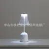 Lâmpada de Mesa USB Simples Moderna Criativa Lâmpada Decorativa de Cabeceira de Quarto Decoração de Mesa Luz Noturna LED Luz Vermelha da Moda