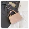 Bolsa Pequena Transfronteiriça Verão 2026 Nova Bolsa de Mão Moda Tendência Temperamento Design Coreano Nicho Bolsa de Ombro Bolsa Feminina