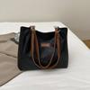Bolsa de Mão Elegante e Moderna para o Verão 2025 para o Dia a Dia Nova Bolsa para Aulas Simples Bolsa Tote de Ombro