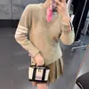 Tb Unisex Nuevo Suéter de Lana de Cuello Redondo Otoño/Invierno Estilo Pareja Casual Versátil Suéter de Cuatro Rayas para Pareja