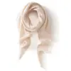Nueva colección de otoño e invierno: Bufanda y chal de punto de cachemira de color liso, una bufanda triangular de estilo coreano con borlas, perfectos para superponer y mantenerse abrigado