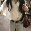 Camisa casual elegante de manga comprida com babados e decote V estilo francês para mulheres de Dongdaemun, Coreia, top feminino