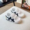 Zapatos casuales Forrest Gump para niños, nuevo estilo primavera y otoño 2025, zapatillas deportivas de interior para guardería, zapatos para caminar con suela suave para bebé