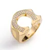 Anillo de diseño de nicho de lujo ligero estilo INS europeo y americano, hebilla de herradura versátil, anillo irregular para mujer con microincrustaciones de circonita