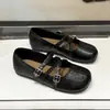 Sapatos Mary Jane Estampa de Leopardo Femininos 2026 Outono Novo Estilo Bico Dividido Solado Macio Sapatilhas