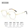 Montura de Gafas Fina Estilo Maduro 52mm Alambre Dorado Borde Delgado Montura de Titanio Puro Estilo Coreano para Mujer Ultraligeras Cara Lisa Gafas para Miopía Danyang