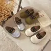 Zapatos de piel estilo francés para niña, nuevo modelo otoño e invierno 2026, zapatos Mary Jane para niña con tiras cruzadas, mocasines bajos sin cordones