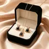 Conjunto de pendientes y collar Xuping estilo vintage de nicho europeo y americano transfronterizo, conjunto de joyería elegante de aleación de cobre, venta al por mayor y hecho a medida