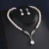 Collar de Perlas Personalizado Estilo Coreano Venta al por Mayor Set de Pendientes de Moda Galvanizados en Aleación Accesorios de Novia Cadena para Suéter para Mujer
