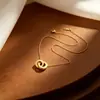 Collar Minimalista de Doble Anillo con Números Romanos en Acero de Titanio para Mujer - Cadena Entrelazada de Lujo Ligero, No se Desvanece, Cadena Versátil para la Clavícula
