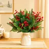 Arranjos florais de Natal, decorações com frutas vermelhas, ramos de pinho, ramos de bagas, flores artificiais, enfeites de plantas verdes, exclusivamente para vendas transfronteiriças