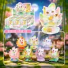 Mundo Lindo Suave 2 Caja Sorpresa Estilo Nuevo Figura Linda Celebridad de Internet de Moda Figura Pintada a Mano Corazón Femenino Decoración de Escritorio Venta al por Mayor