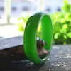 Pulseras de Imitación de Jade al por Mayor, Pulseras Anchas de Imitación de Jade Blanco, Pulseras de Jade de Vidrio para Atracciones Turísticas, Regalos Promocionales